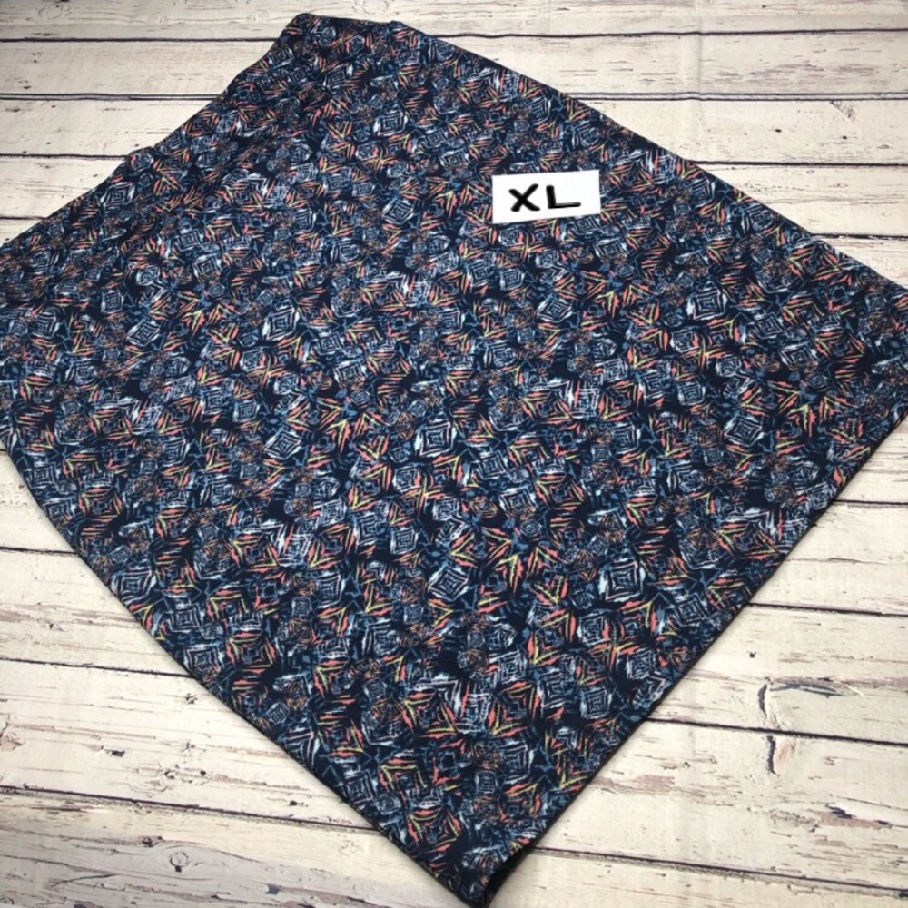LuLaRoe Cassie Skirt- Excellent Condition